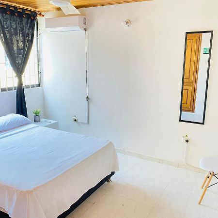 Habitaciones Cerca Al Aeropuerto 2 Cartagena Εξωτερικό φωτογραφία