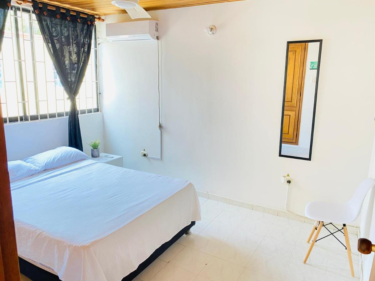 Habitaciones Cerca Al Aeropuerto 2 Cartagena Εξωτερικό φωτογραφία
