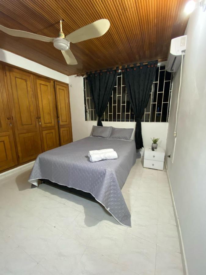 Habitaciones Cerca Al Aeropuerto 2 Cartagena Εξωτερικό φωτογραφία